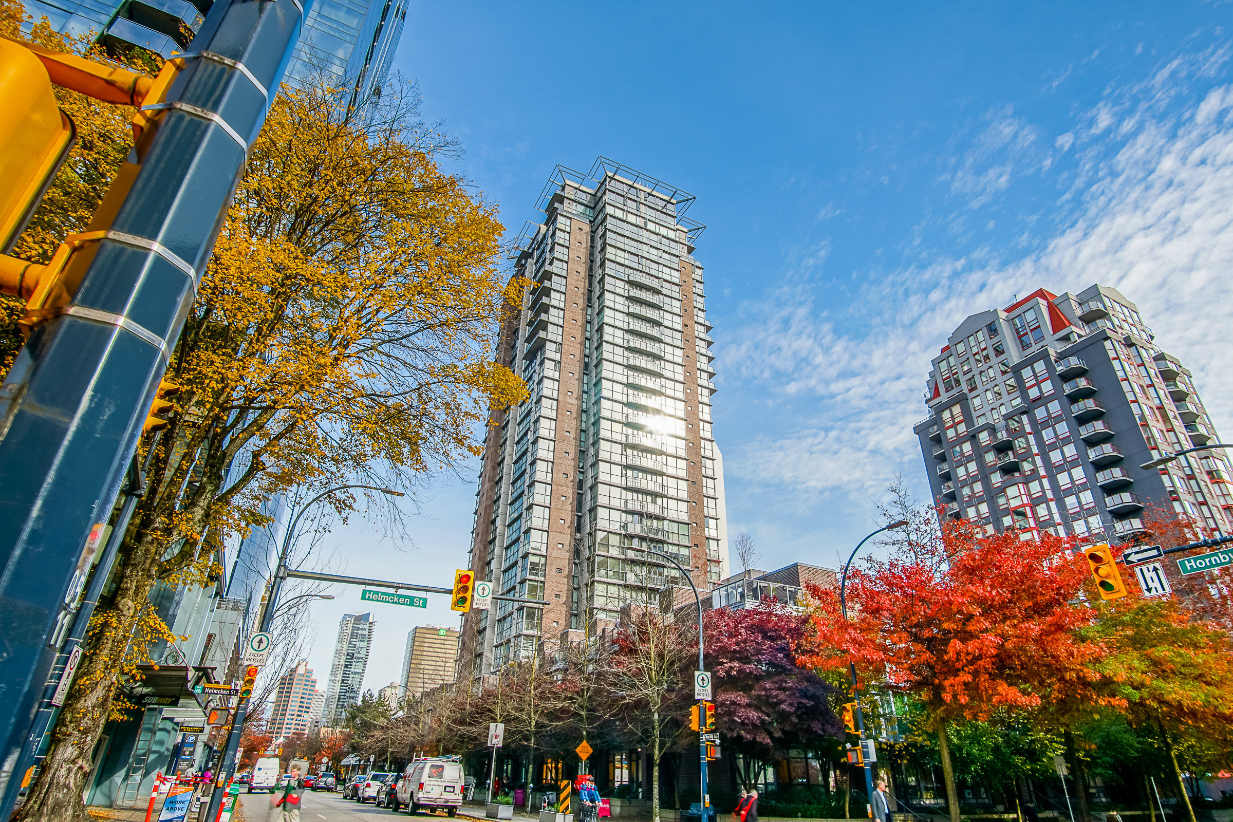 Photo 3 — click to view The Canadian photo 3