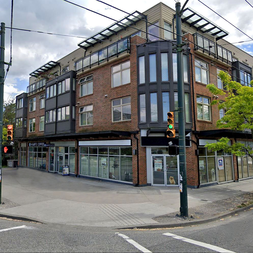 Broadway Crossing photo 7