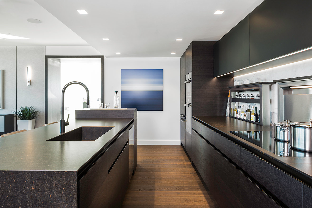 Photo 4 — click to view Cardero photo 4