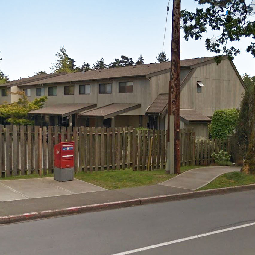 3981 Saanich photo 3