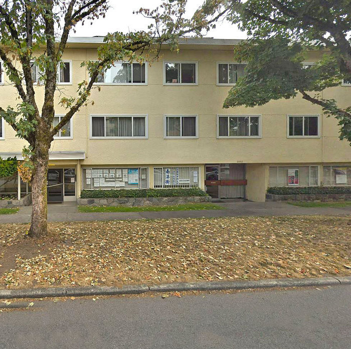Boulevard Manor