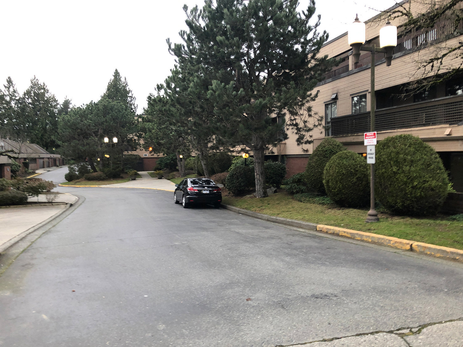 Photo 9 — click to view Langara Court photo 9