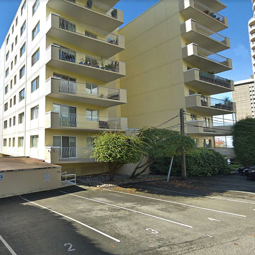 Photo 3 Surfside Towers photo 3