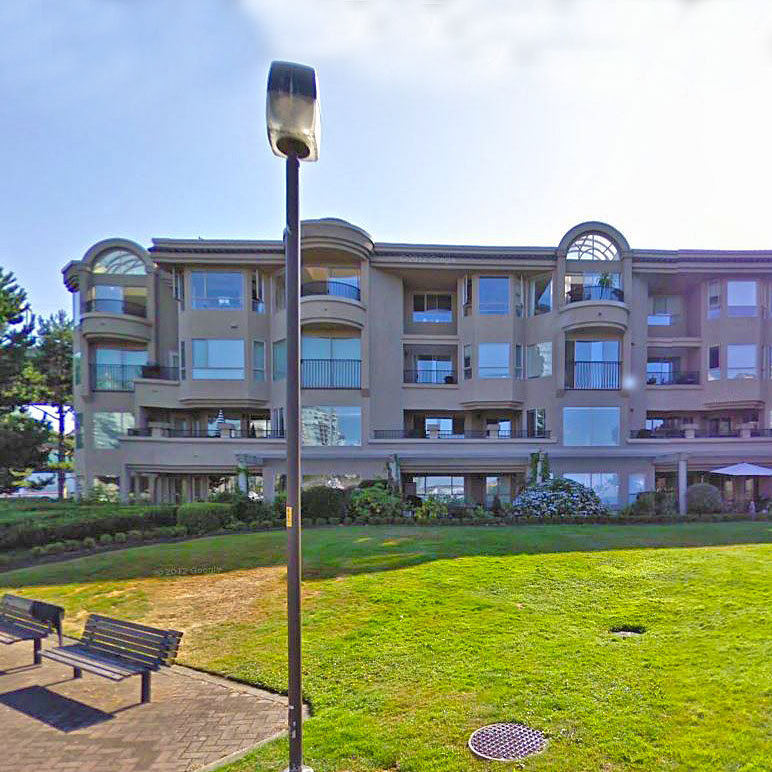San Remo Court photo 2