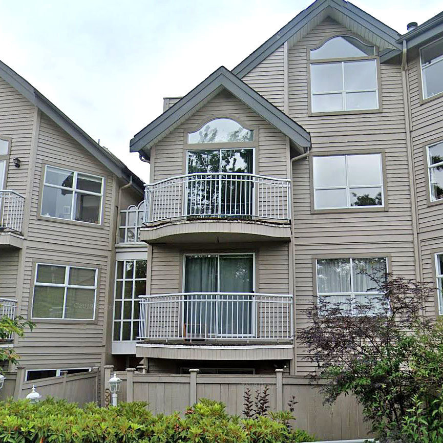 Cambie Village photo 4