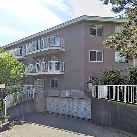 Photo 3 — click to view Leslie Point photo 3