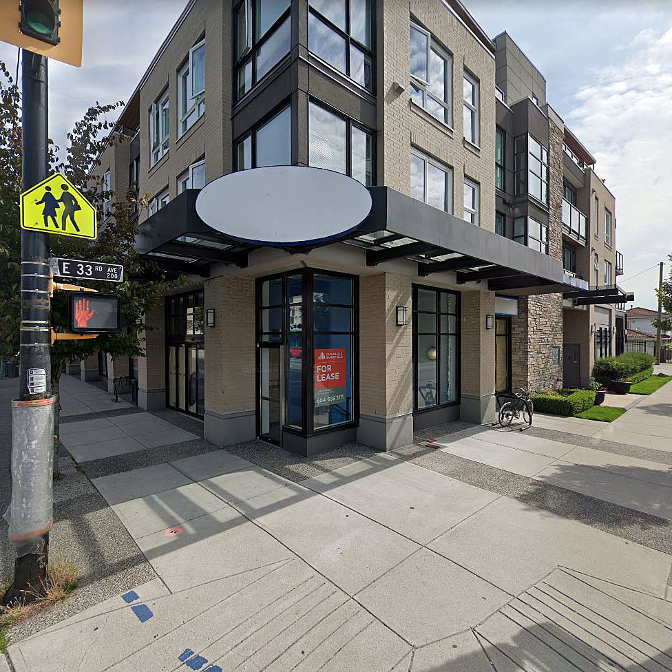 33 & Main photo 5