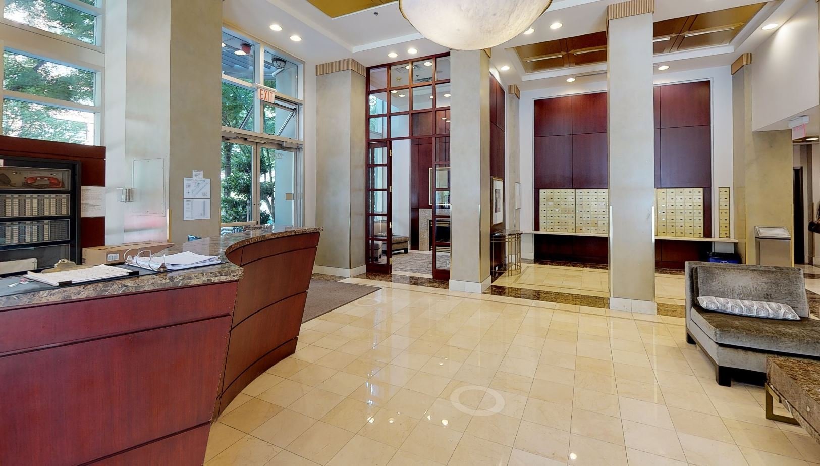 Crestmark I photo 12