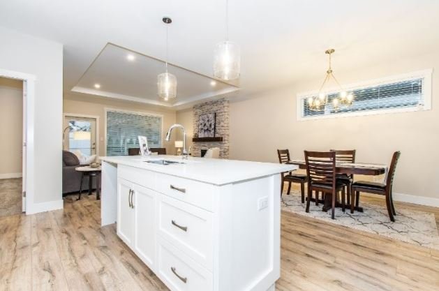 Emerson Cove photo 13
