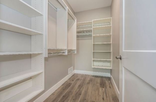 Emerson Cove photo 11