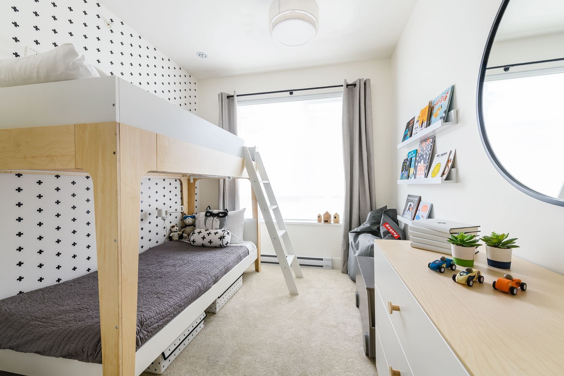 Dwell 24 photo 10