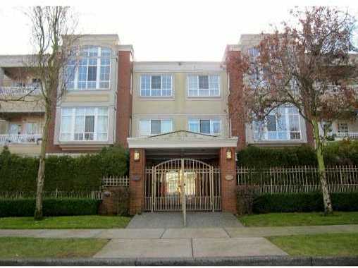 Oak Gardens photo 3