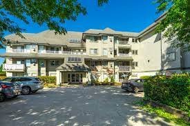 Photo 3 — click to view Tessaro Court photo 3