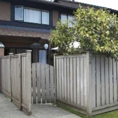 Edgemere Gardens photo 4