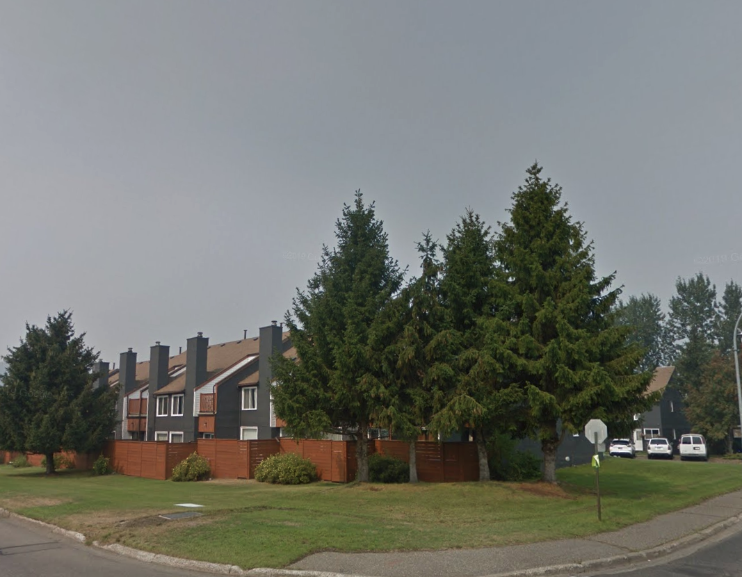 Photo 2 — click to view Tabor Estates photo 2