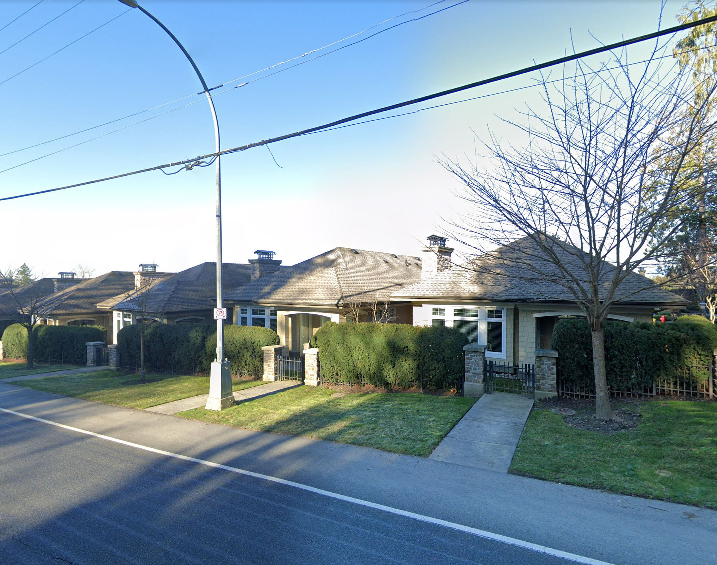 Photo 3 — click to view Woodcroft photo 3