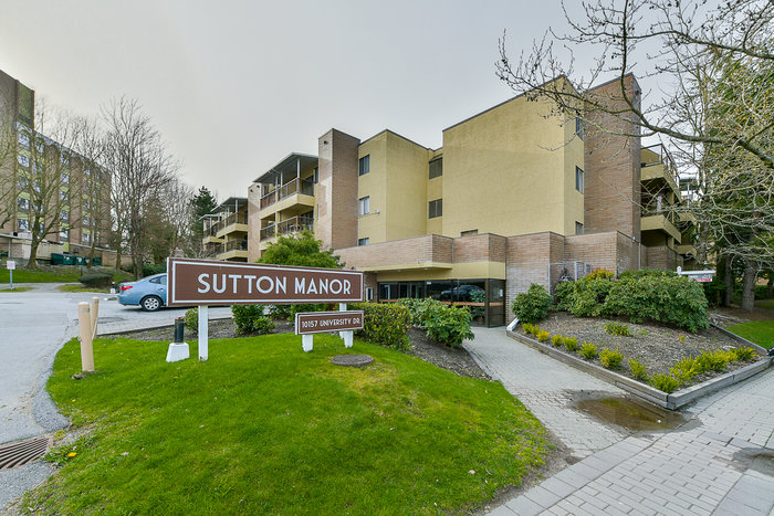 Sutton Manor