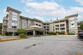 Photo 2 — click to view Parkview Court photo 2