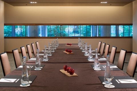 Photo 30 — click to view Fairmont Pacific Rim photo 30