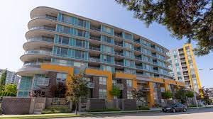 Shannon Wall Centre Kerrisdale - Adera House