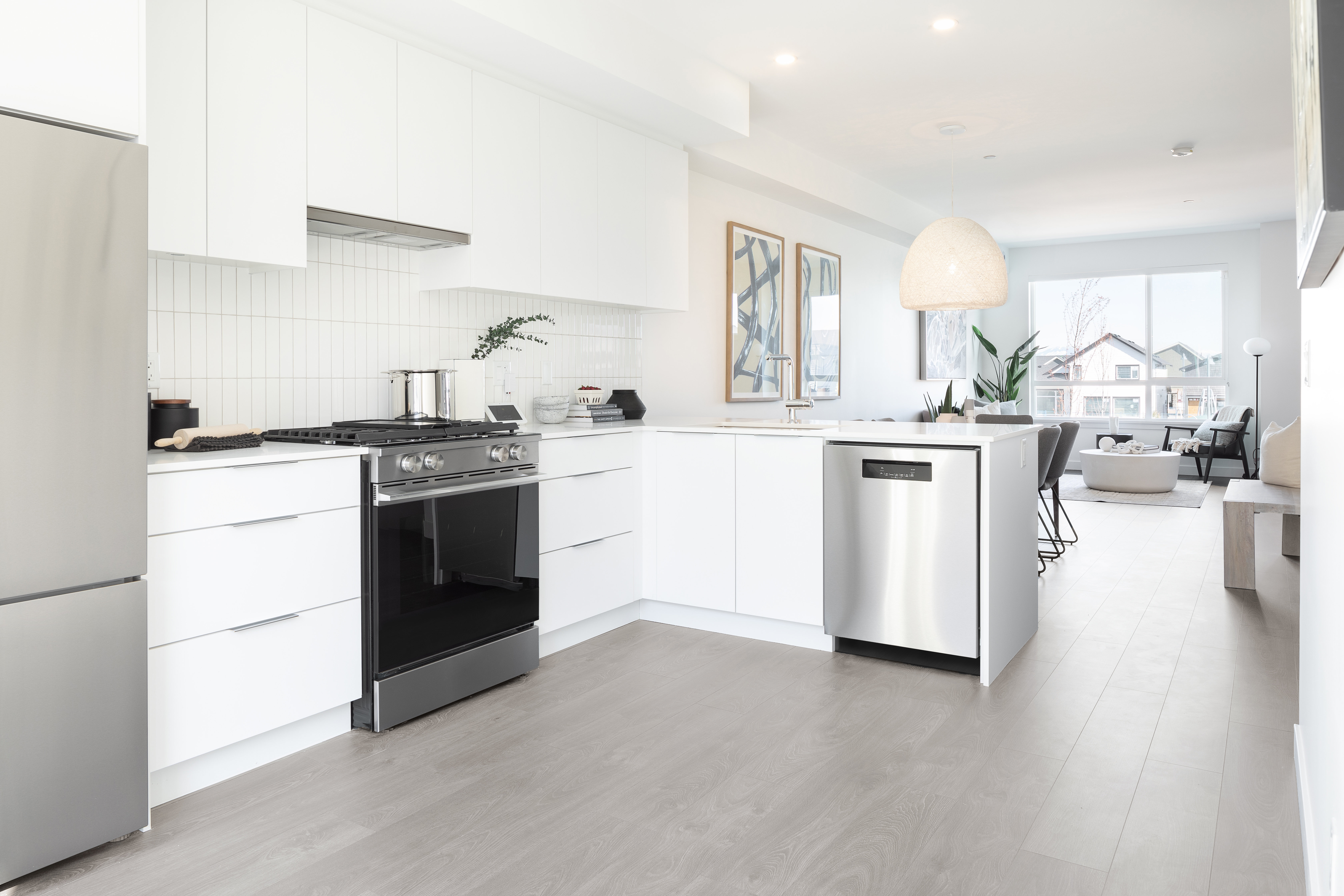 Photo 8 Boardwalk 6 by Aquilini Development photo 8