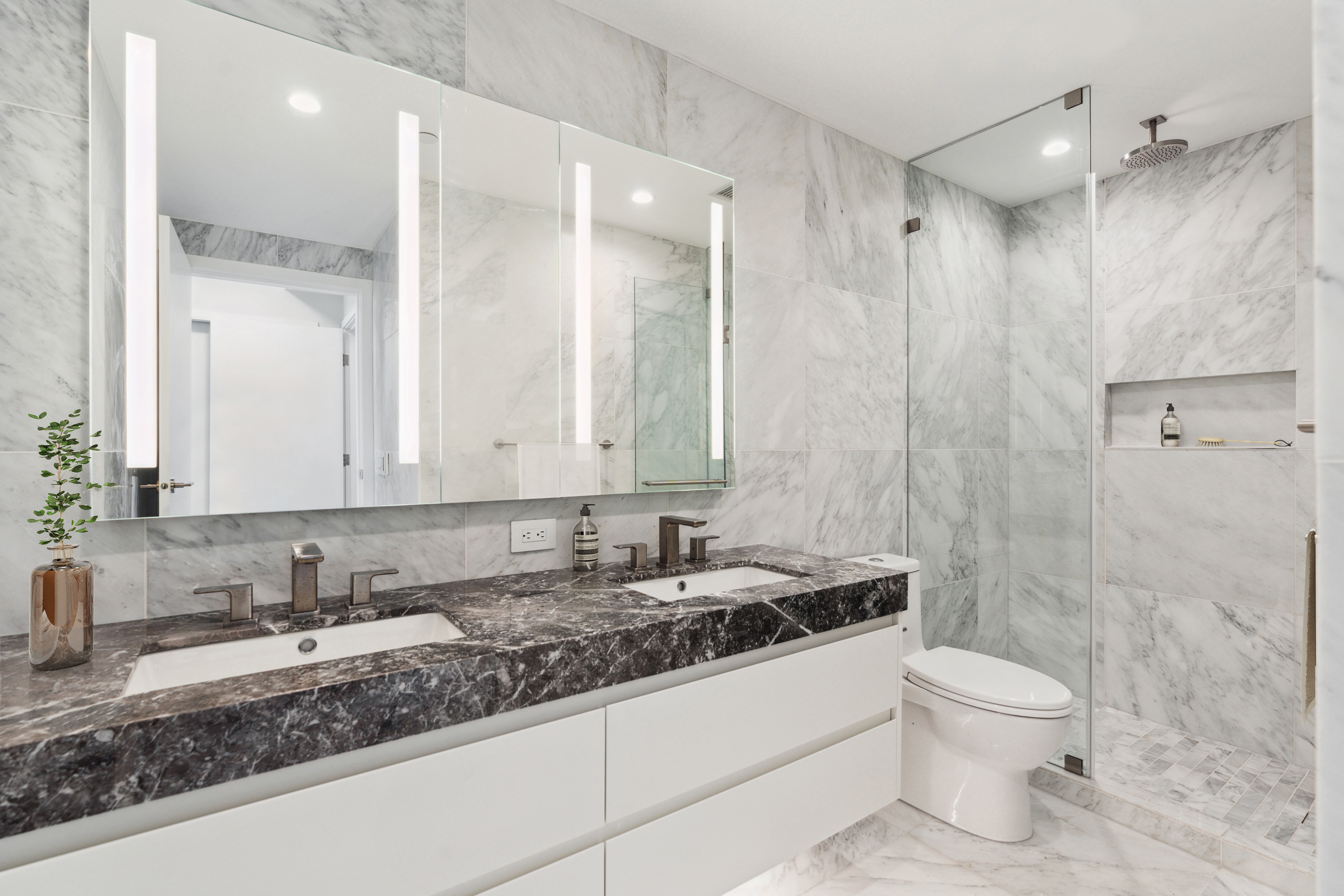 Photo 44 Cambie Gardens - Phase 1 (West Tower) photo 44