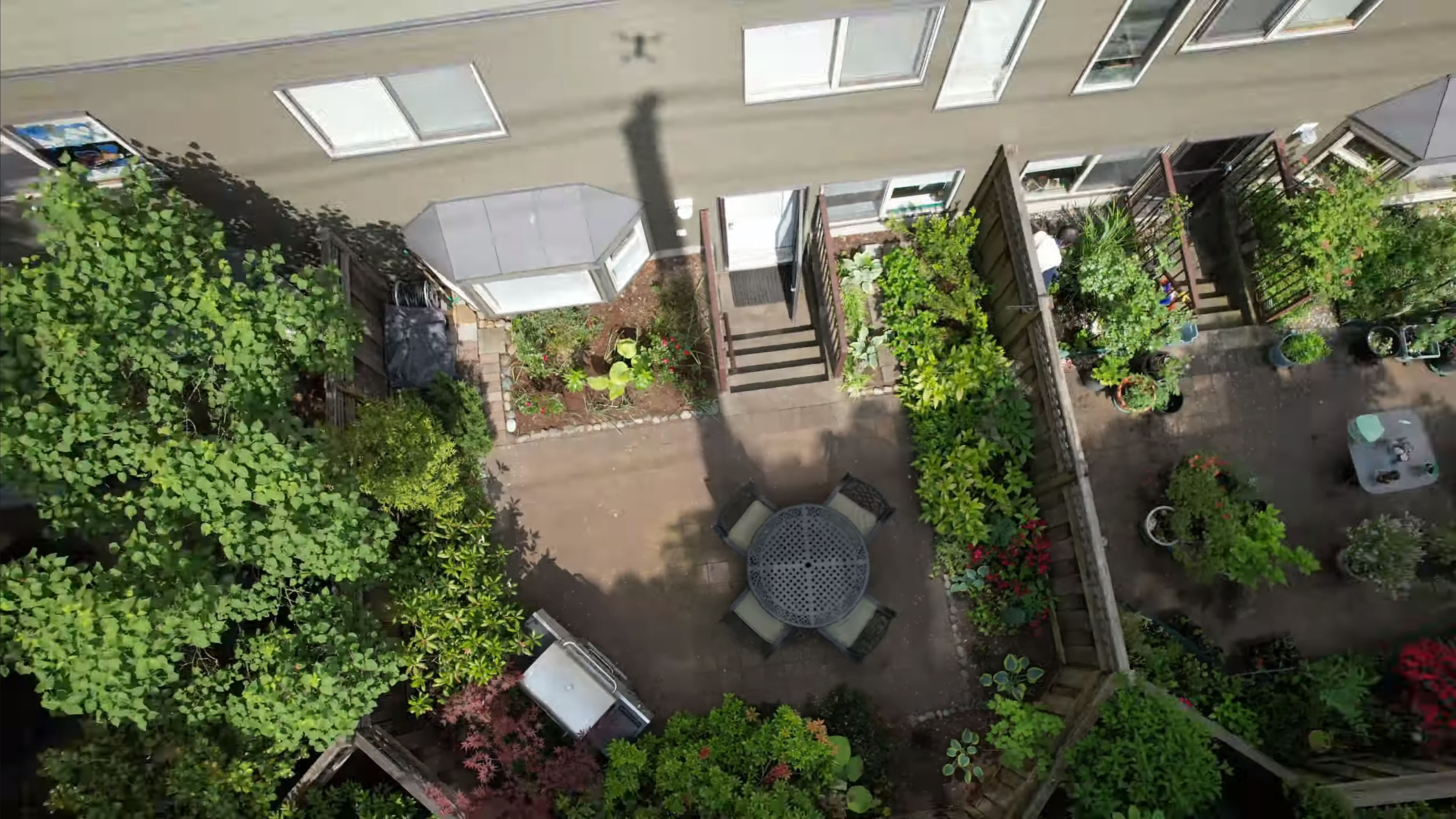 Photo 6 The Courtyards photo 6
