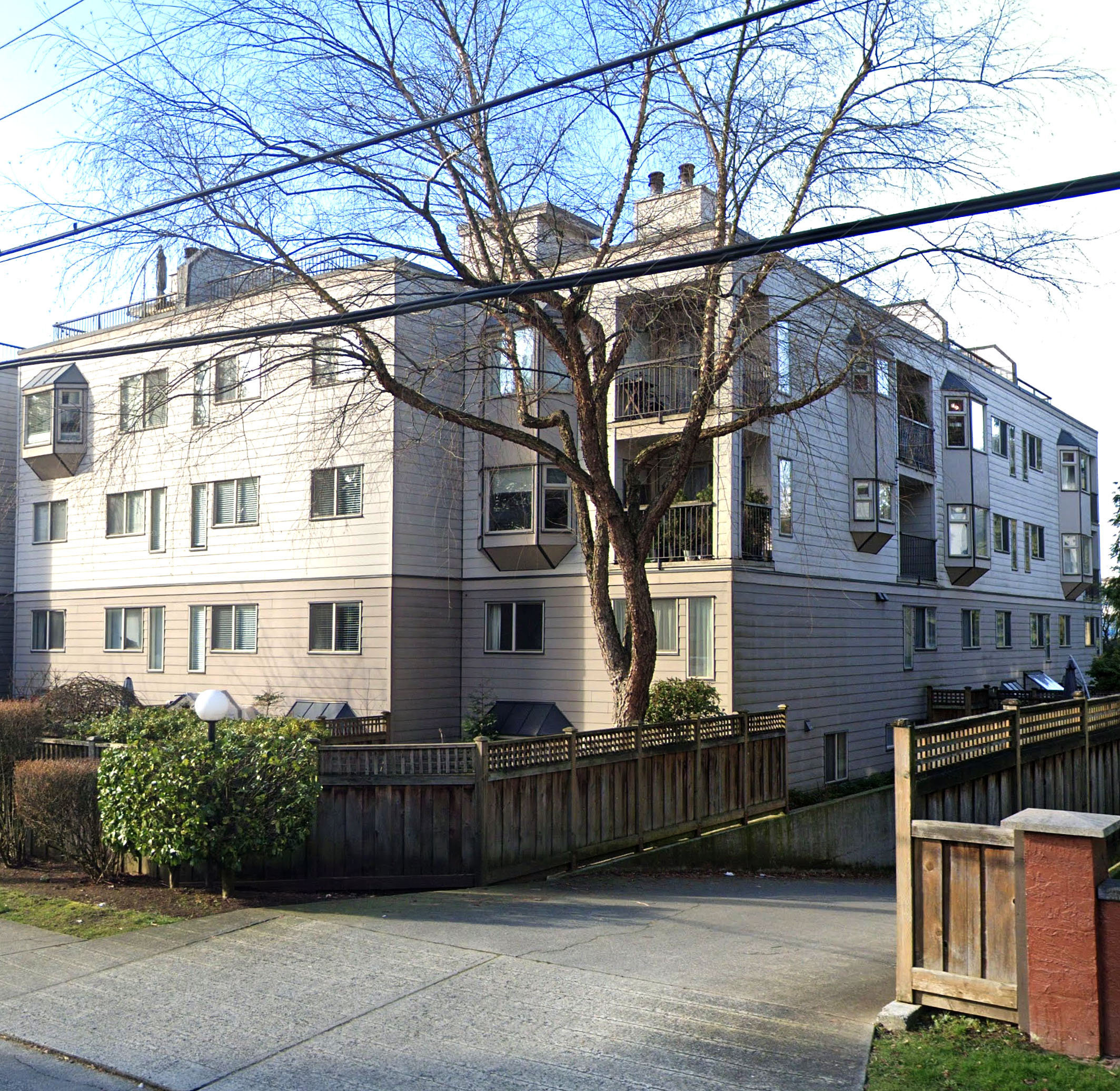 Photo 4 The Courtyards photo 4