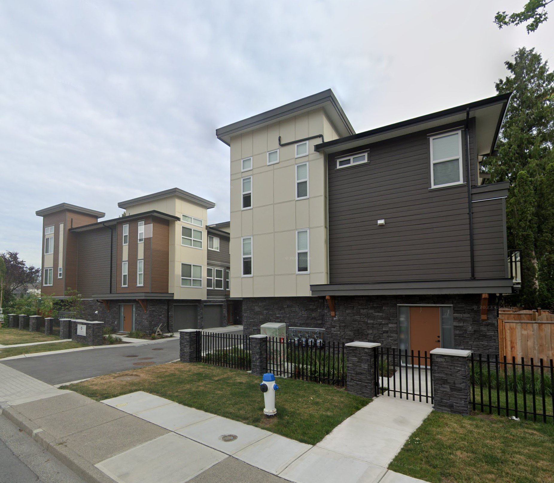 Mcmillan Heights photo 8