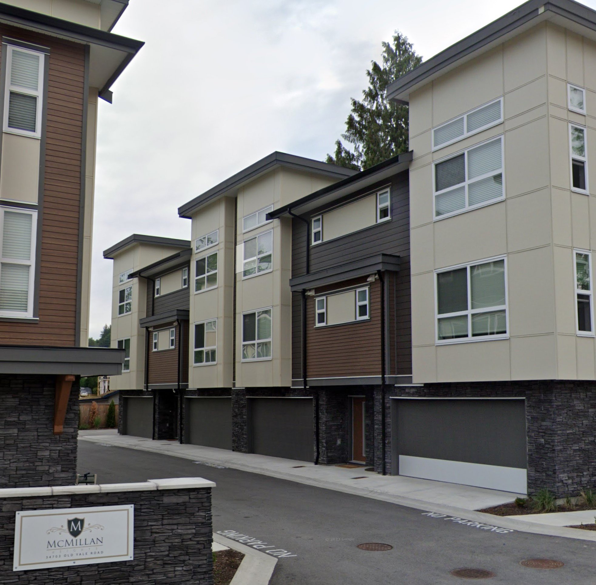 Mcmillan Heights photo 7