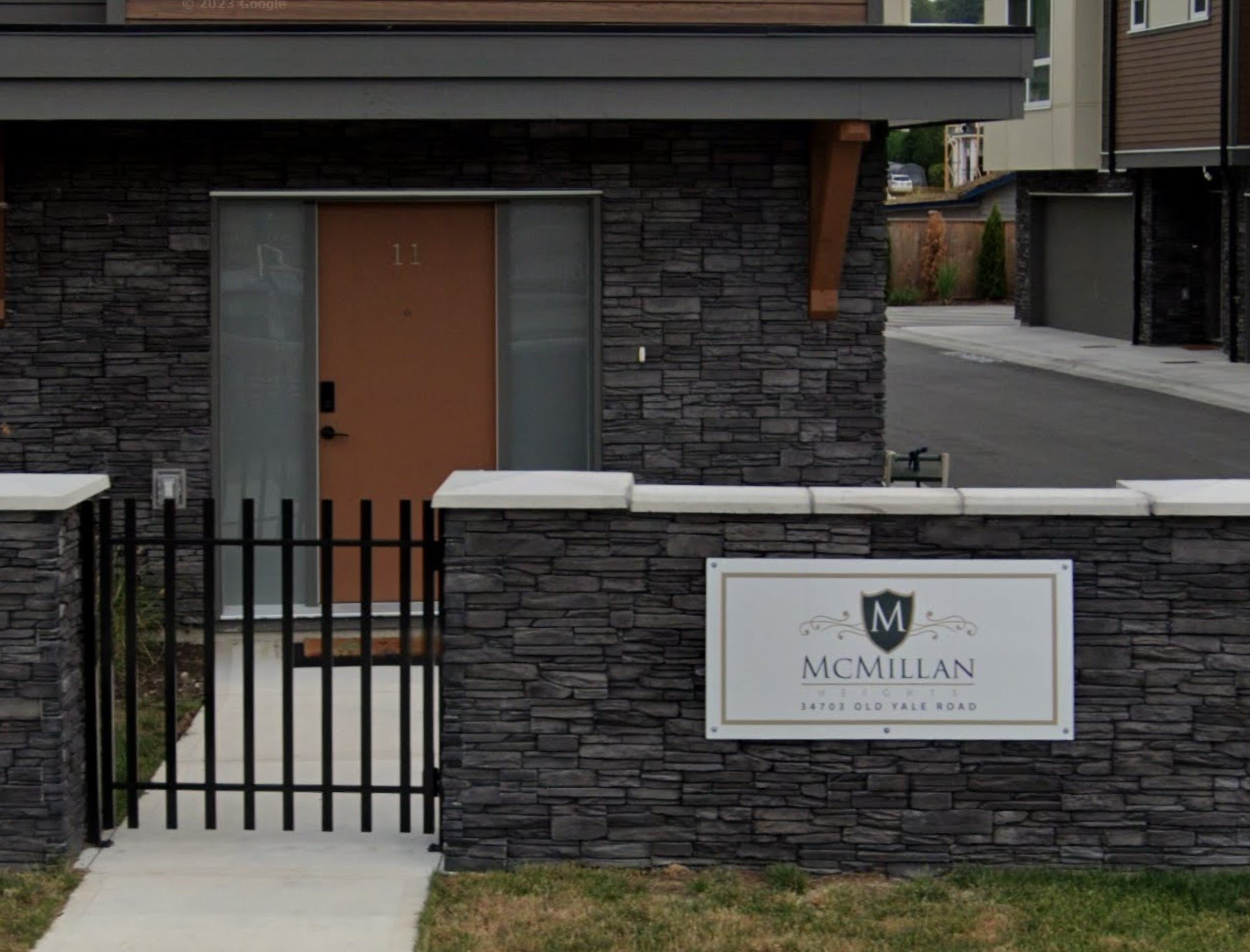 Mcmillan Heights photo 9