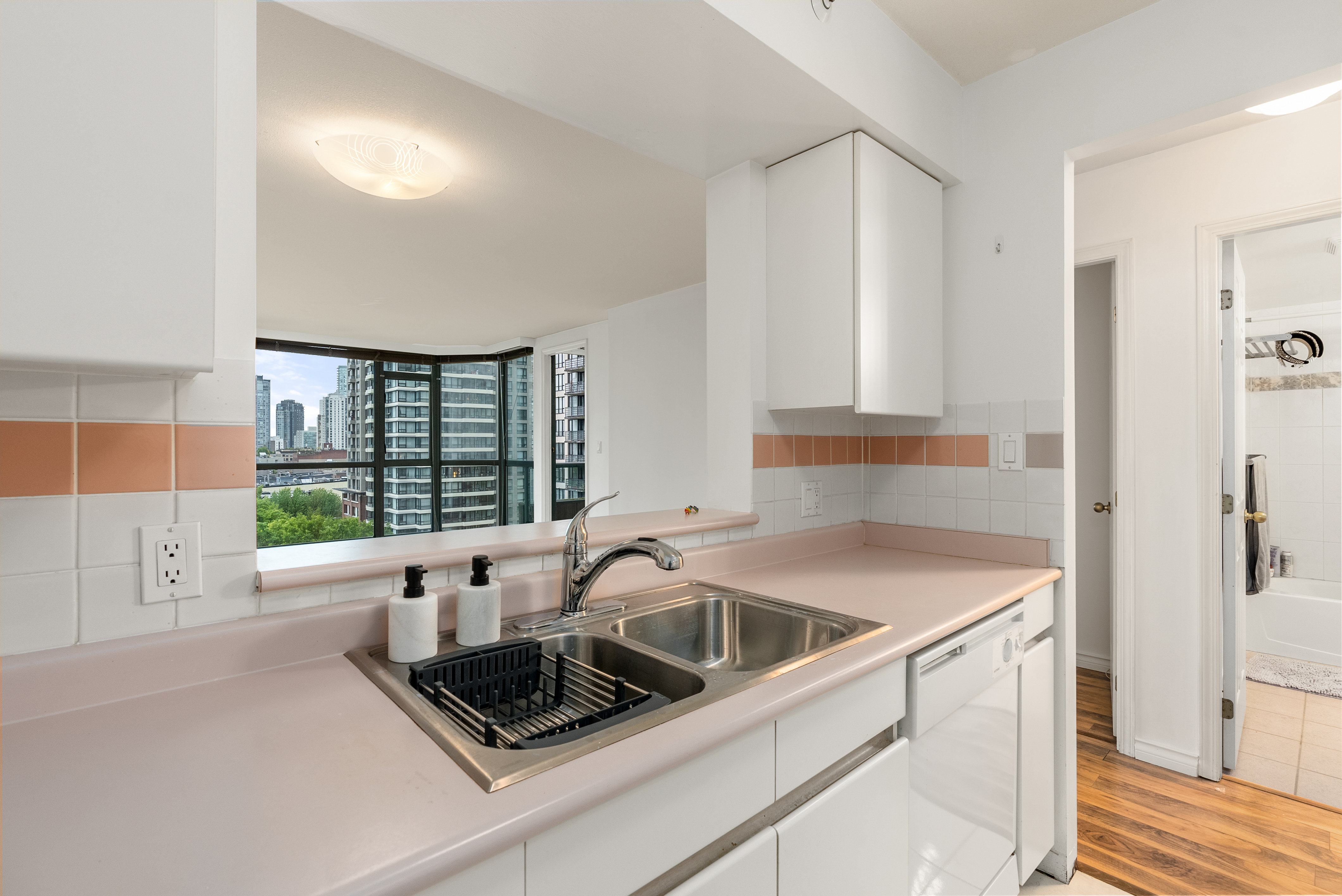 Rosedale Gardens photo 30