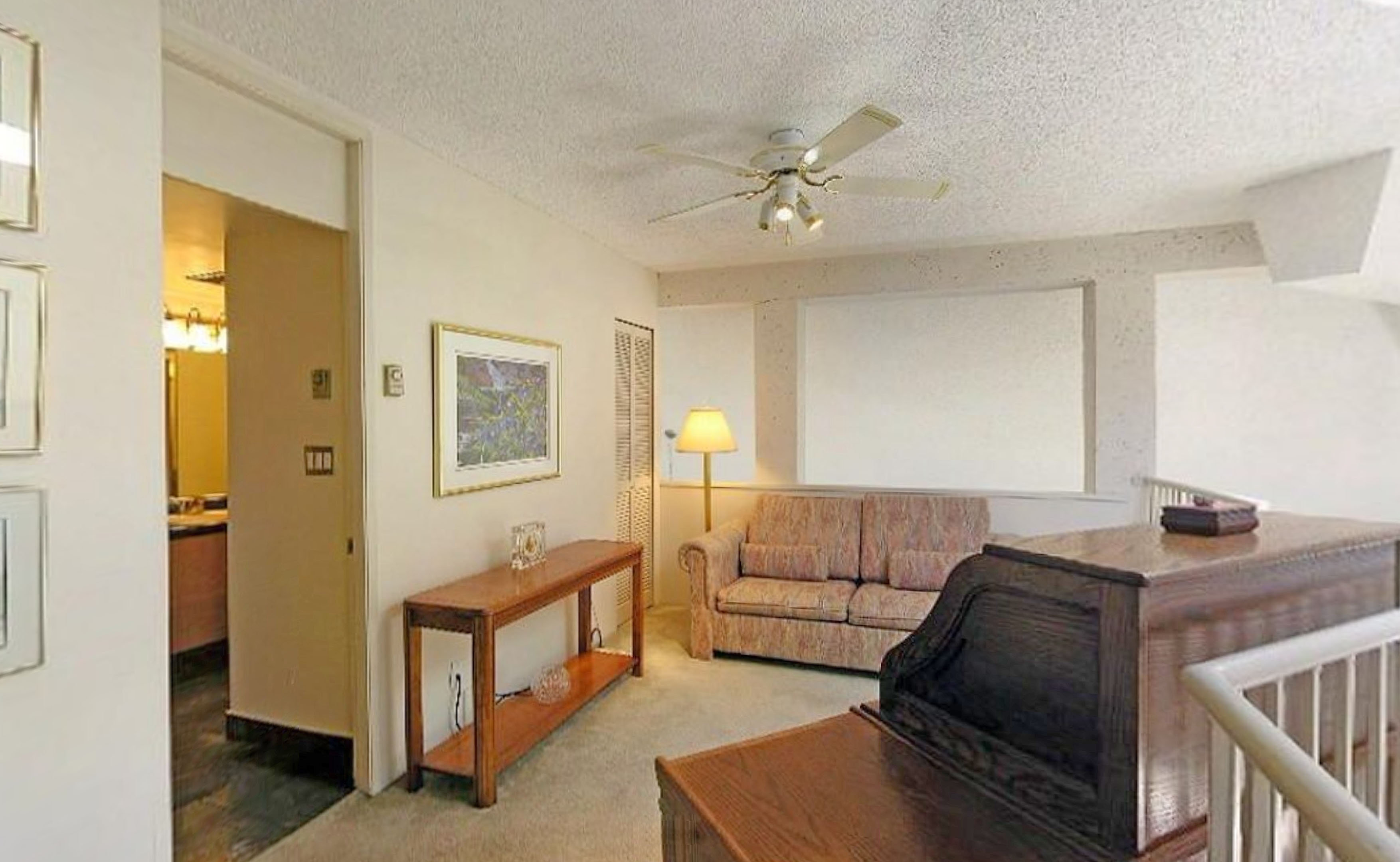 Photo 20 — click to view Boundary View photo 20