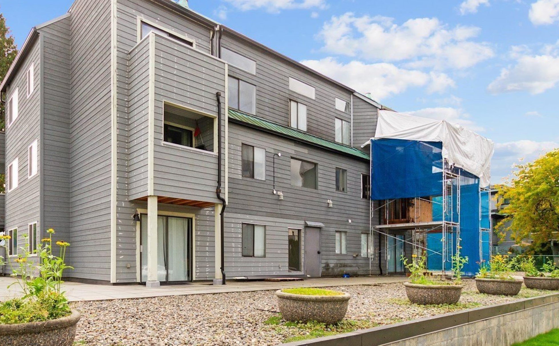 Coquitlam Place photo 5