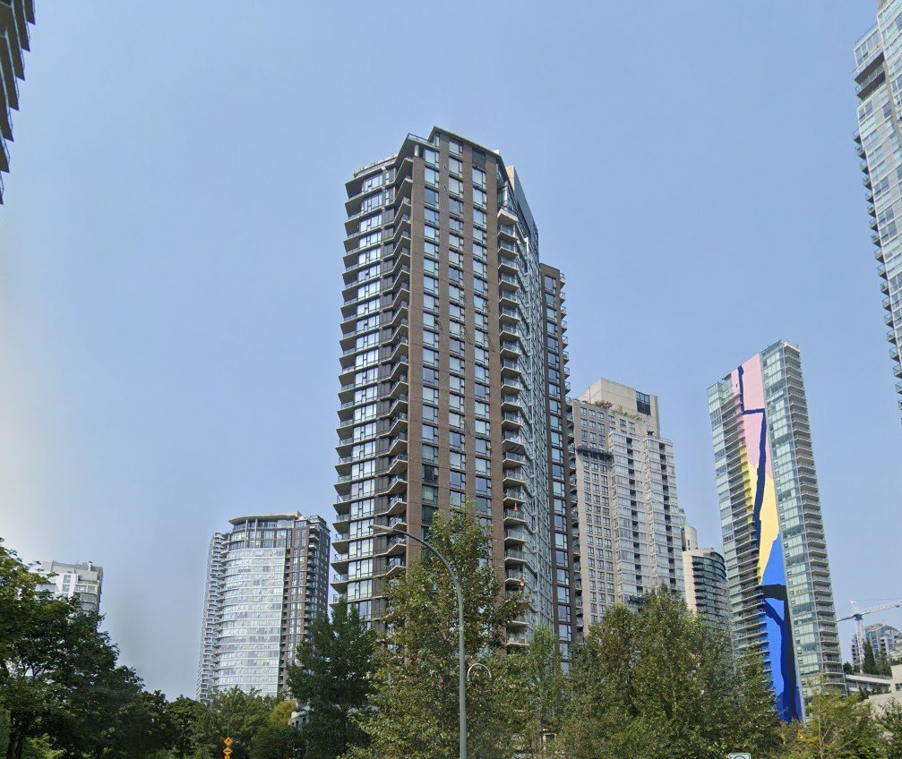 Photo 9 Park West 1 photo 9