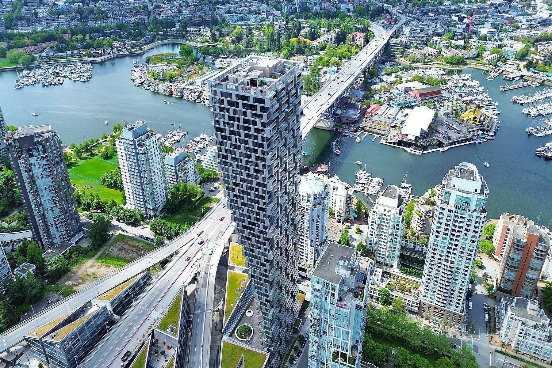 Photo 8 Vancouver House photo 8