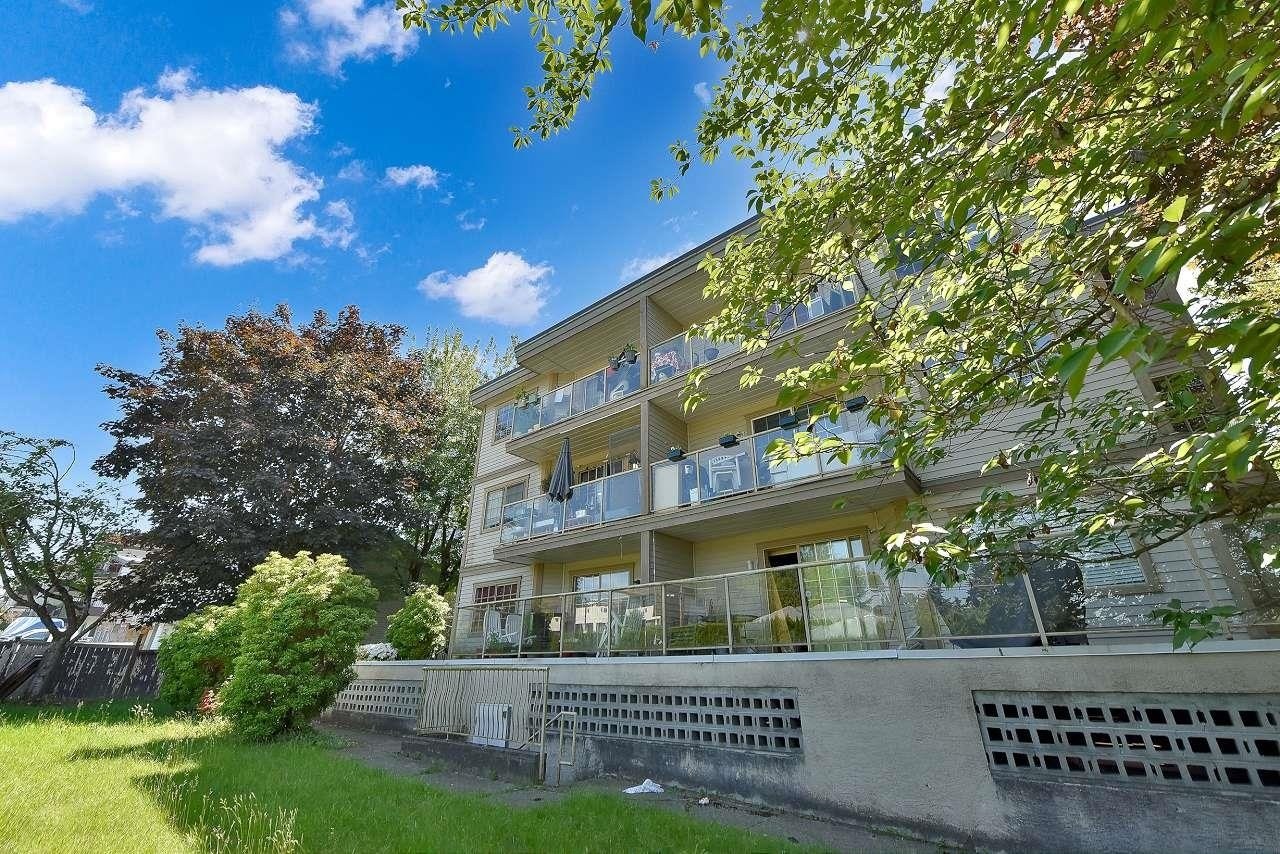 Hilton View Manor