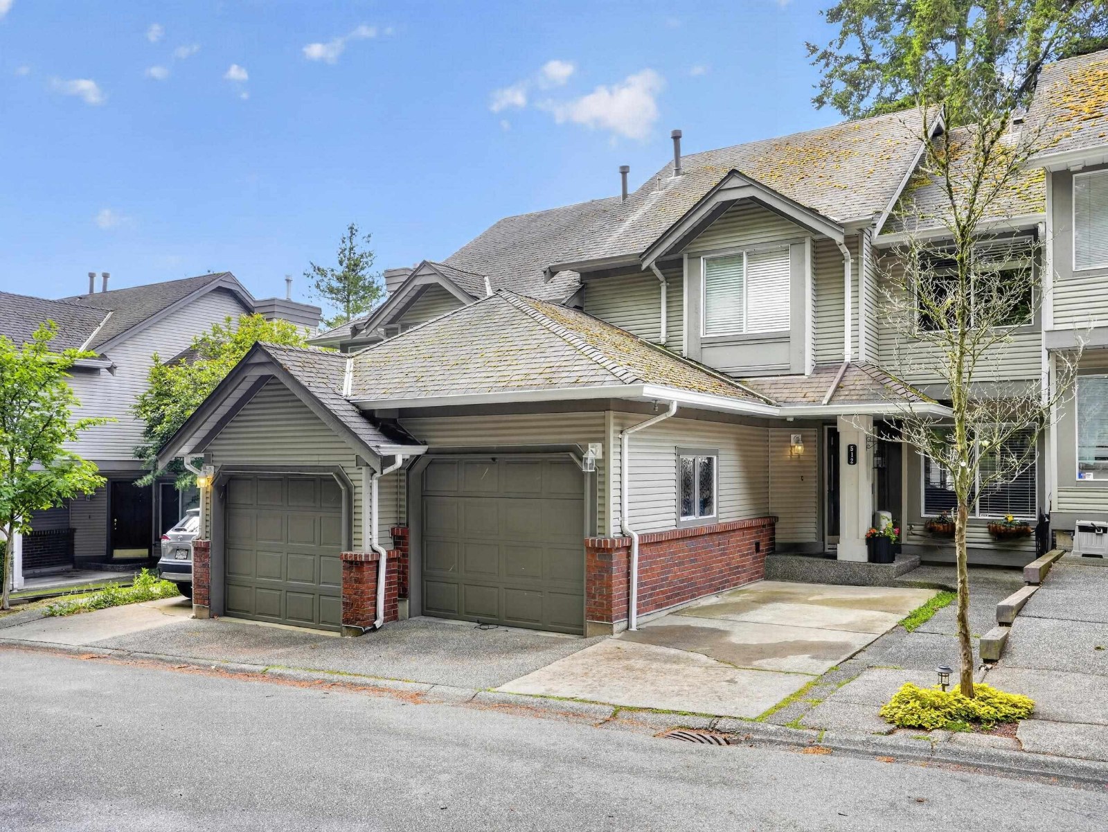 Hyland Grove