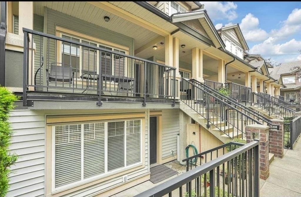 Aura Townhomes