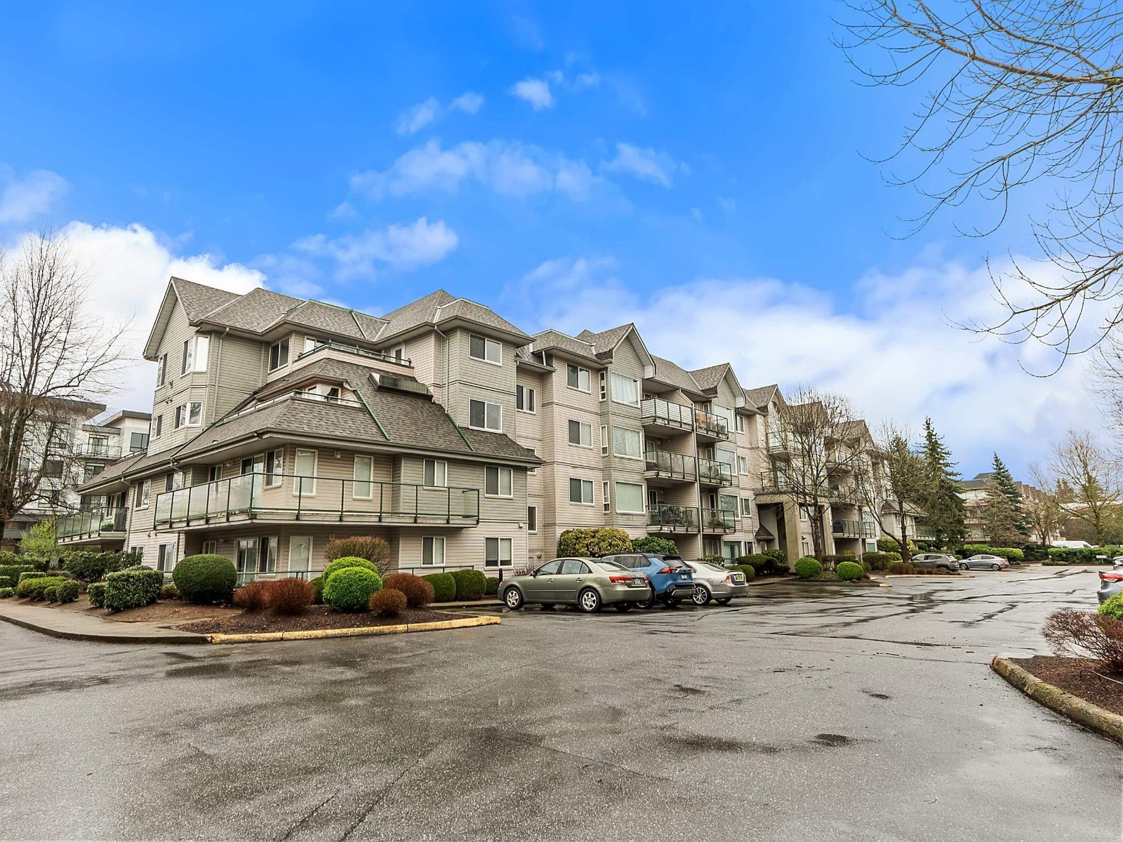 College Park Place