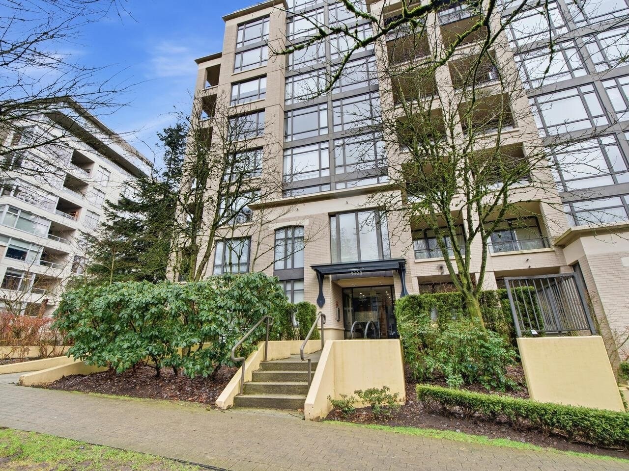 One University Crescent