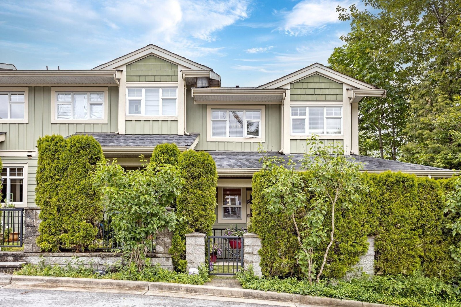 Sunberry Court