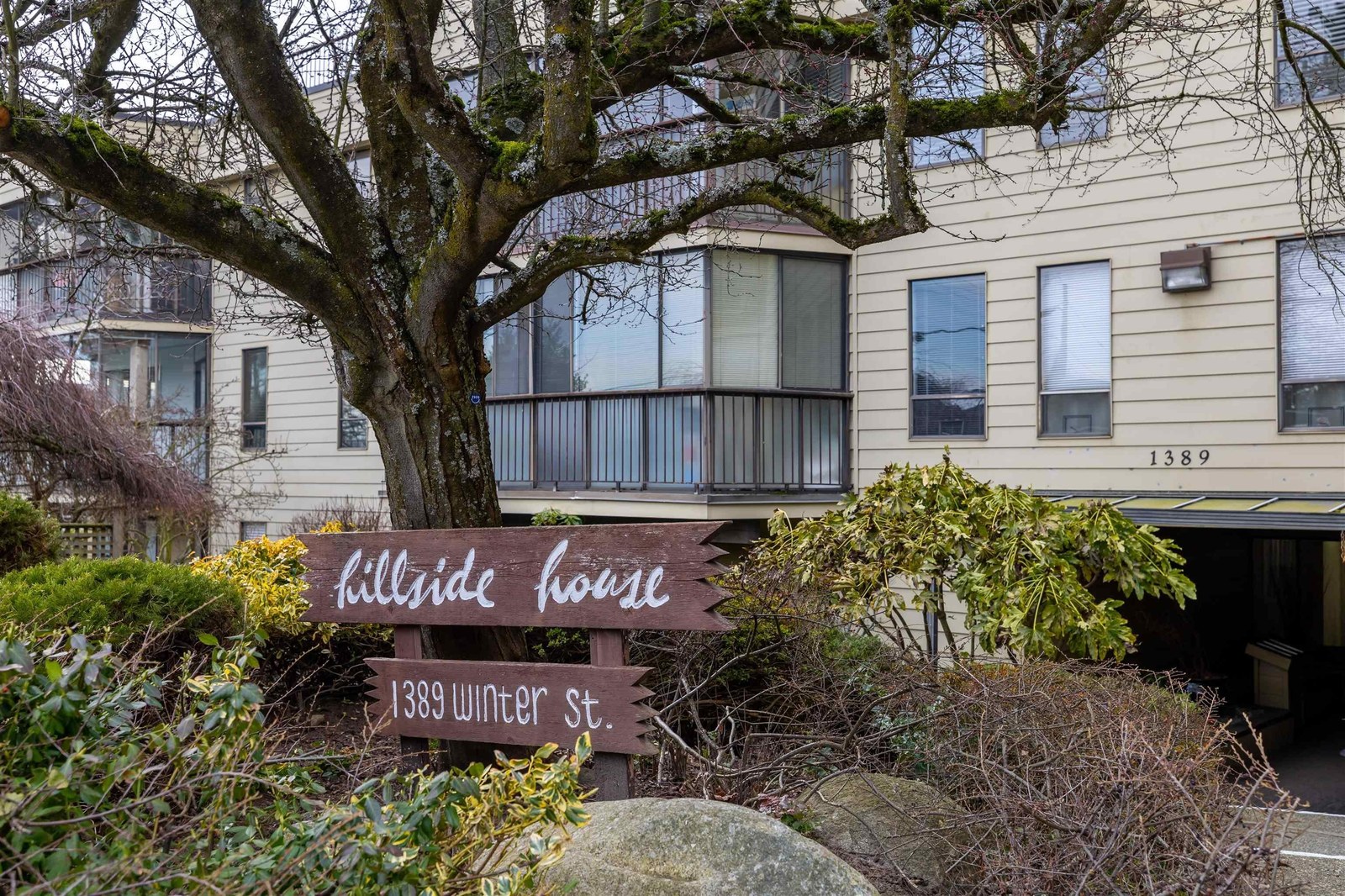 Photo 2 — click to view Hillside House photo 2